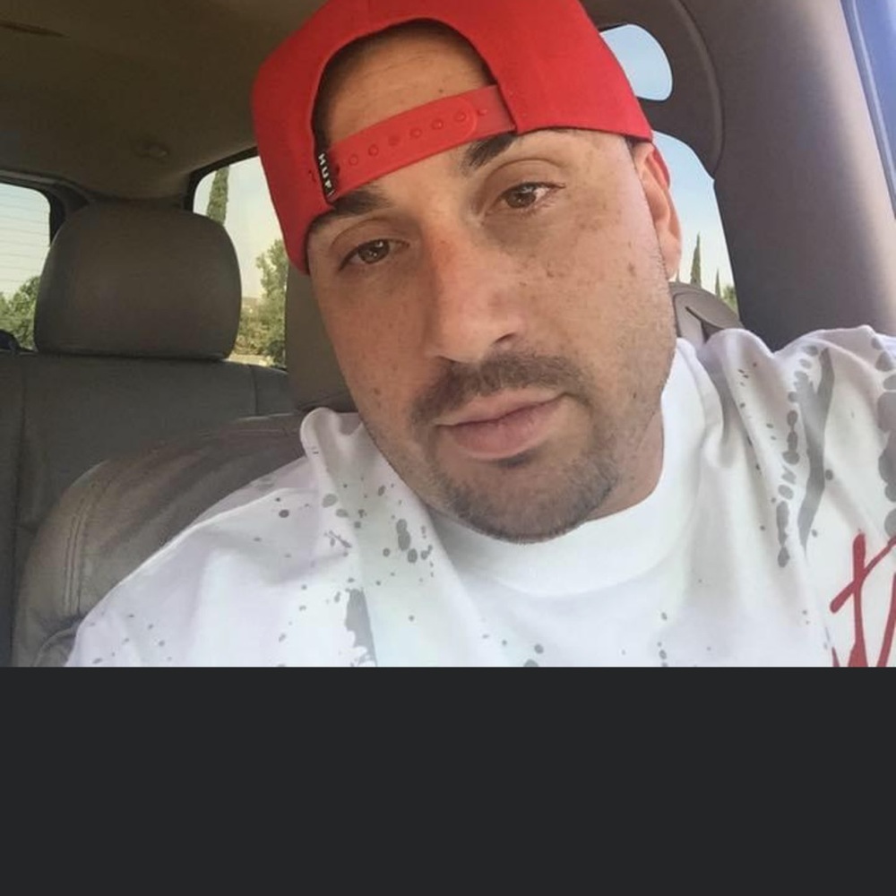 Meet your Posher, Raymond